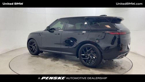 2025 Land Rover Range Rover Sport SE