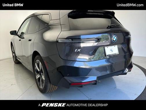 2025 BMW iX xDrive50