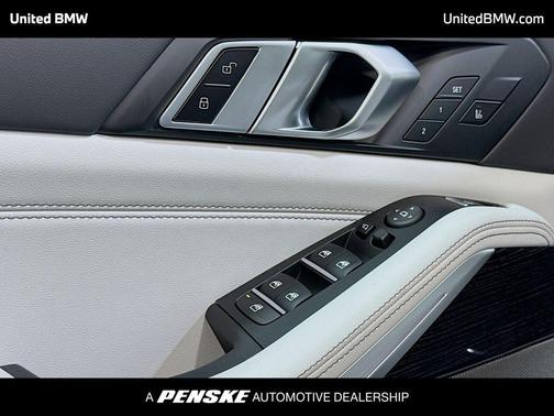 Skyscraper Grey Metallic 2026 BMW X5 xDrive40i