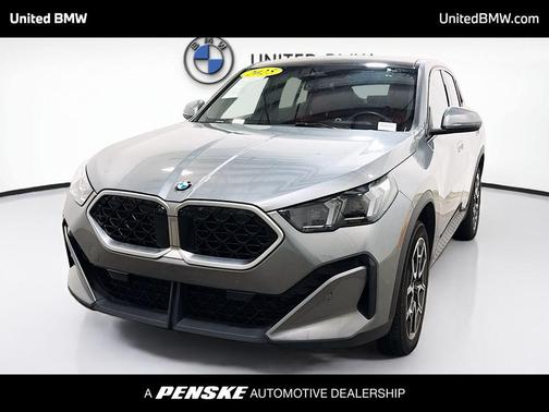 Gray Metallic 2025 BMW X2 xDrive28i