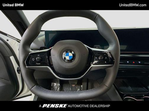 Alpine White 2026 BMW 530 530i