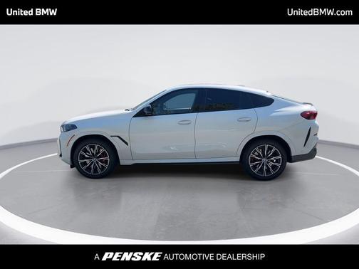2025 BMW X6 M60i