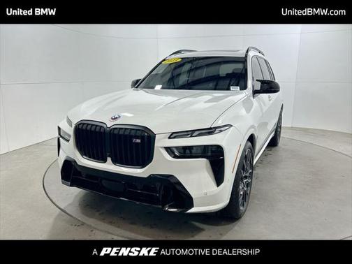 2023 BMW X7 M60i