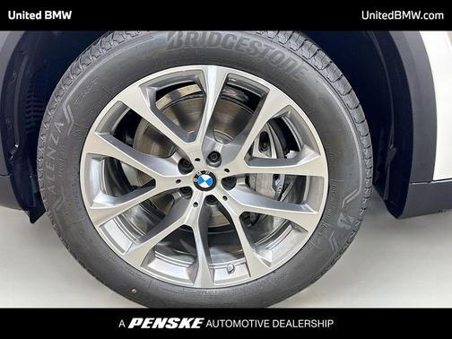 Alpine White 2026 BMW X5 sDrive40i