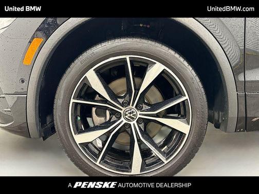 2022 Volkswagen Tiguan 2.0T SEL R-Line 4MOTION