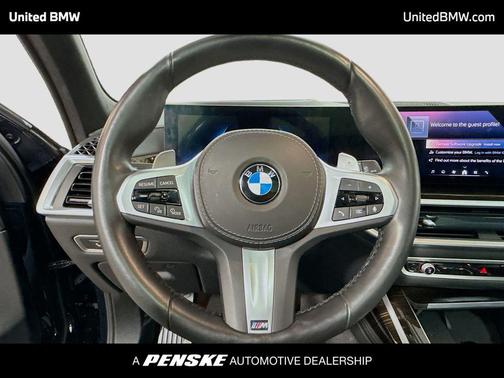 2025 BMW X7 xDrive40i