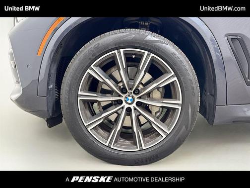 Arctic Gray Metallic 2021 BMW X5 xDrive40i