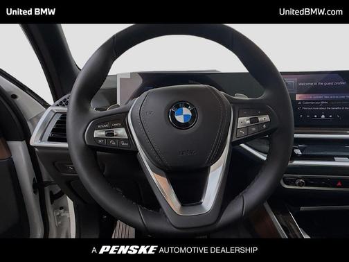 Mineral White Metallic 2026 BMW X5 sDrive40i