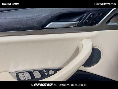 2023 BMW X4 xDrive30i