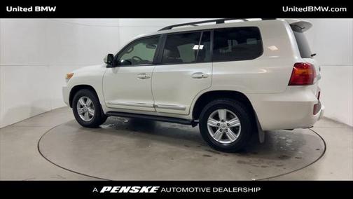 2013 Toyota Land Cruiser Base