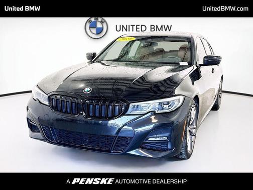 Black Sapphire Metallic 2019 BMW 330 330i