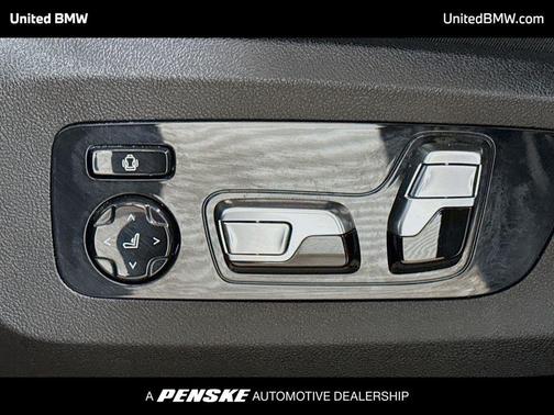 Skyscraper Grey Metallic 2023 BMW X7 xDrive40i