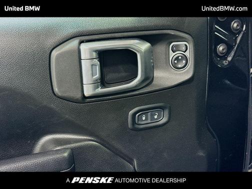 Black Clearcoat 2024 Jeep Wrangler Rubicon
