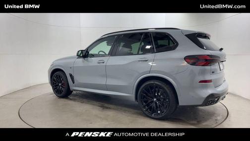 2026 BMW X5 M60i