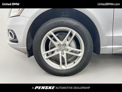 Silver Metallic 2015 Audi Q5 2.0T Premium Plus