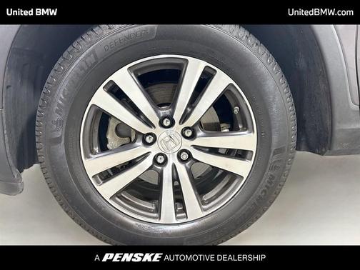Gray / Black 2018 Honda Pilot EX-L