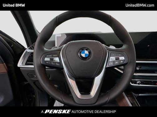 Manhattan Green Metallic 2026 BMW X5 sDrive40i