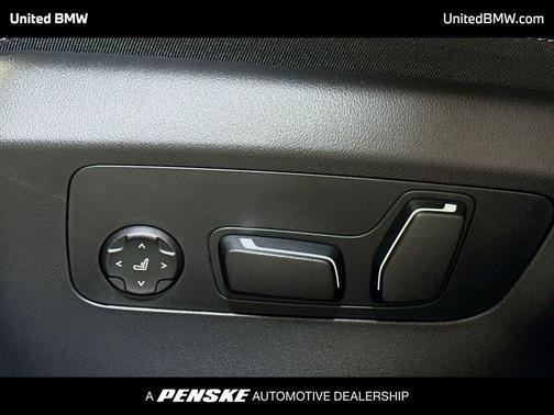 Alpine White 2027 BMW 530 i xDrive