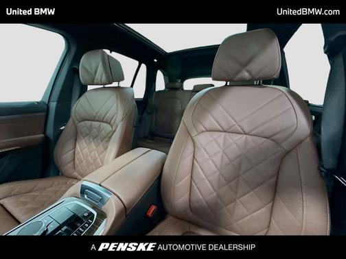 Manhattan Green Metallic 2026 BMW X5 xDrive40i