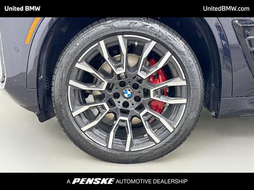 Carbon Black Metallic 2026 BMW X5 xDrive40i