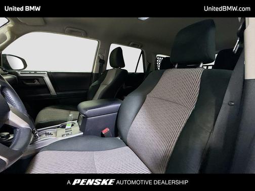 Midnight Black Metallic 2022 Toyota 4Runner SR5