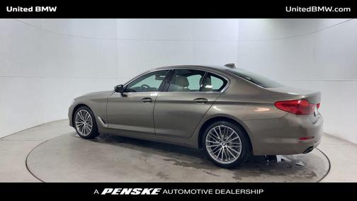 2019 BMW 540 540i