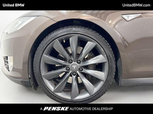 2013 Tesla Model S Performance