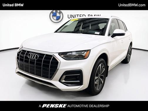 Ibis White 2021 Audi Q5 45 Premium Plus