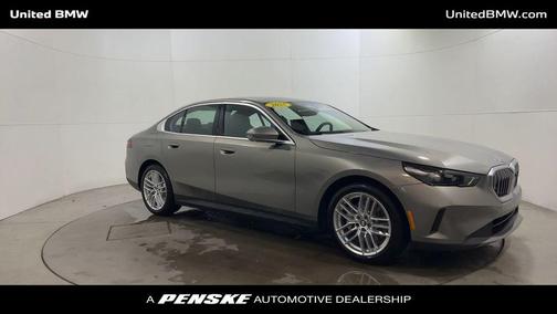 2025 BMW 530 i xDrive