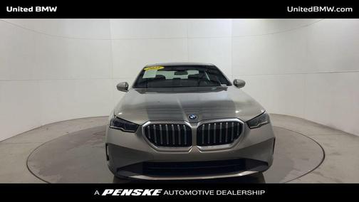 2025 BMW 530 i xDrive
