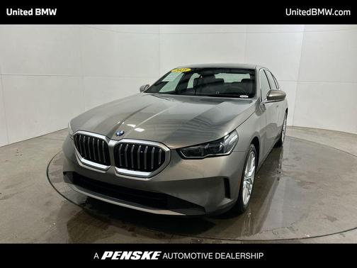 2025 BMW 530 i xDrive