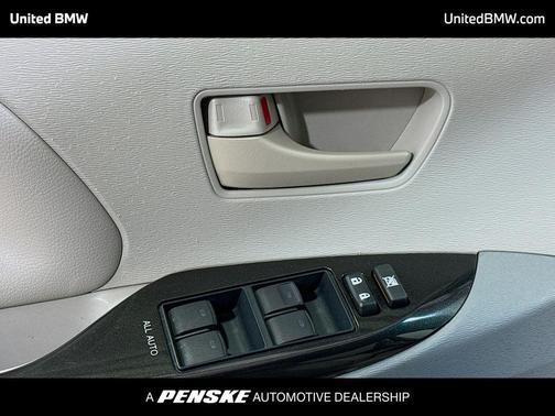 Predawn Gray Mica 2013 Toyota Sienna LE