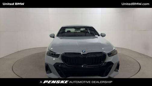 2025 BMW 530 i