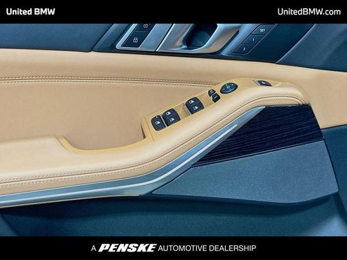 Manhattan Green Metallic 2024 BMW X5 xDrive40i