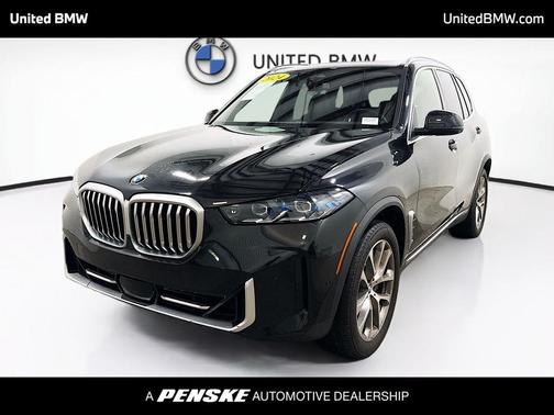 Black Sapphire Metallic 2024 BMW X5 xDrive40i