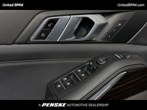 Black Sapphire Metallic 2024 BMW X5 xDrive40i