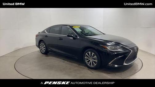2020 Lexus ES 300h Base