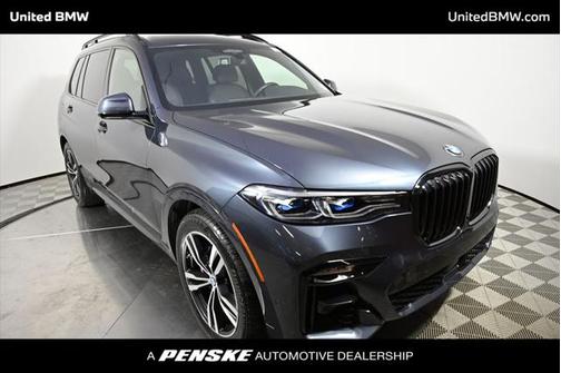 2022 BMW X7 M50i