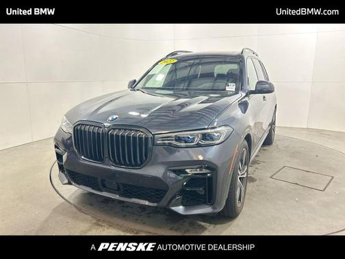 2022 BMW X7 M50i