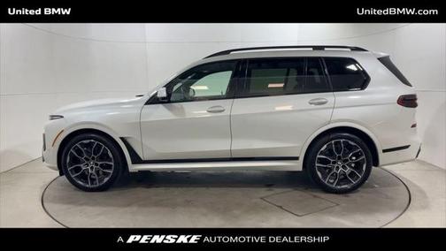 2025 BMW X7 xDrive40i
