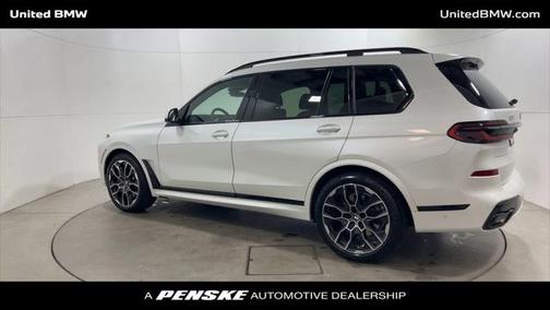 2025 BMW X7 xDrive40i