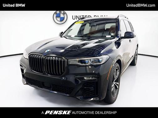 2022 BMW X7 M50i