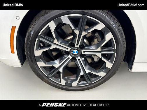 White Metallic 2026 BMW 430 i