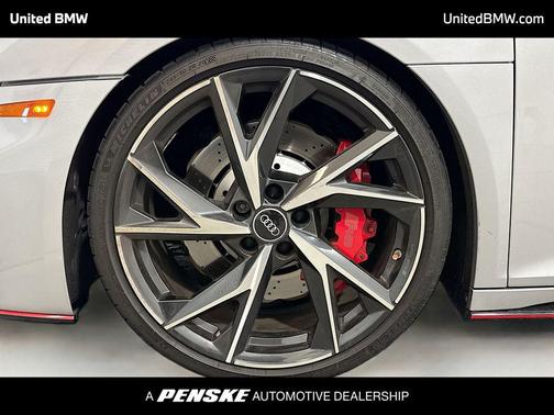 Silver Metallic 2021 Audi R8 5.2 V10