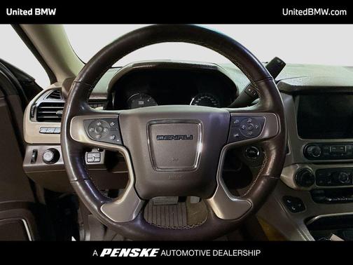 2017 GMC Yukon XL Denali