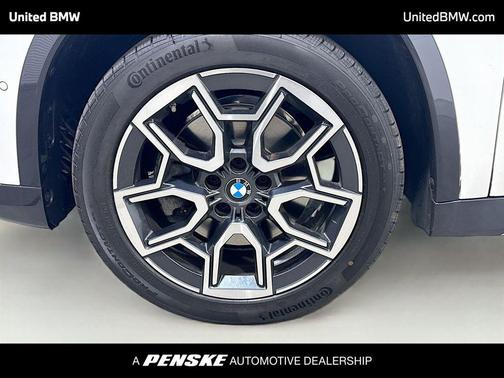 Alpine White 2025 BMW X1 xDrive28i