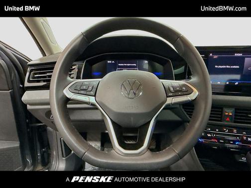 Platinum Gray Metallic 2025 Volkswagen Jetta 1.5T SE