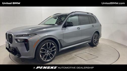 2023 BMW X7 M60i