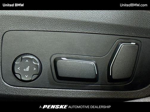 2025 BMW 330 330i Sedan