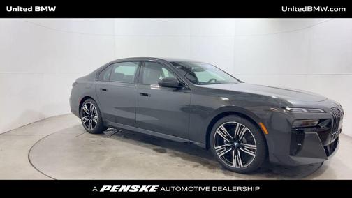 2026 BMW 740 i